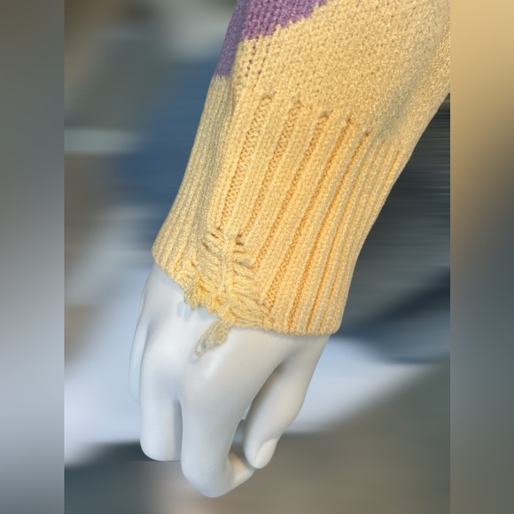 BAILEY ROSE Yellow and purple smiley sweater sz S M L - Picture 7 of 10